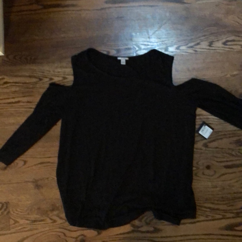 Black T-shirt